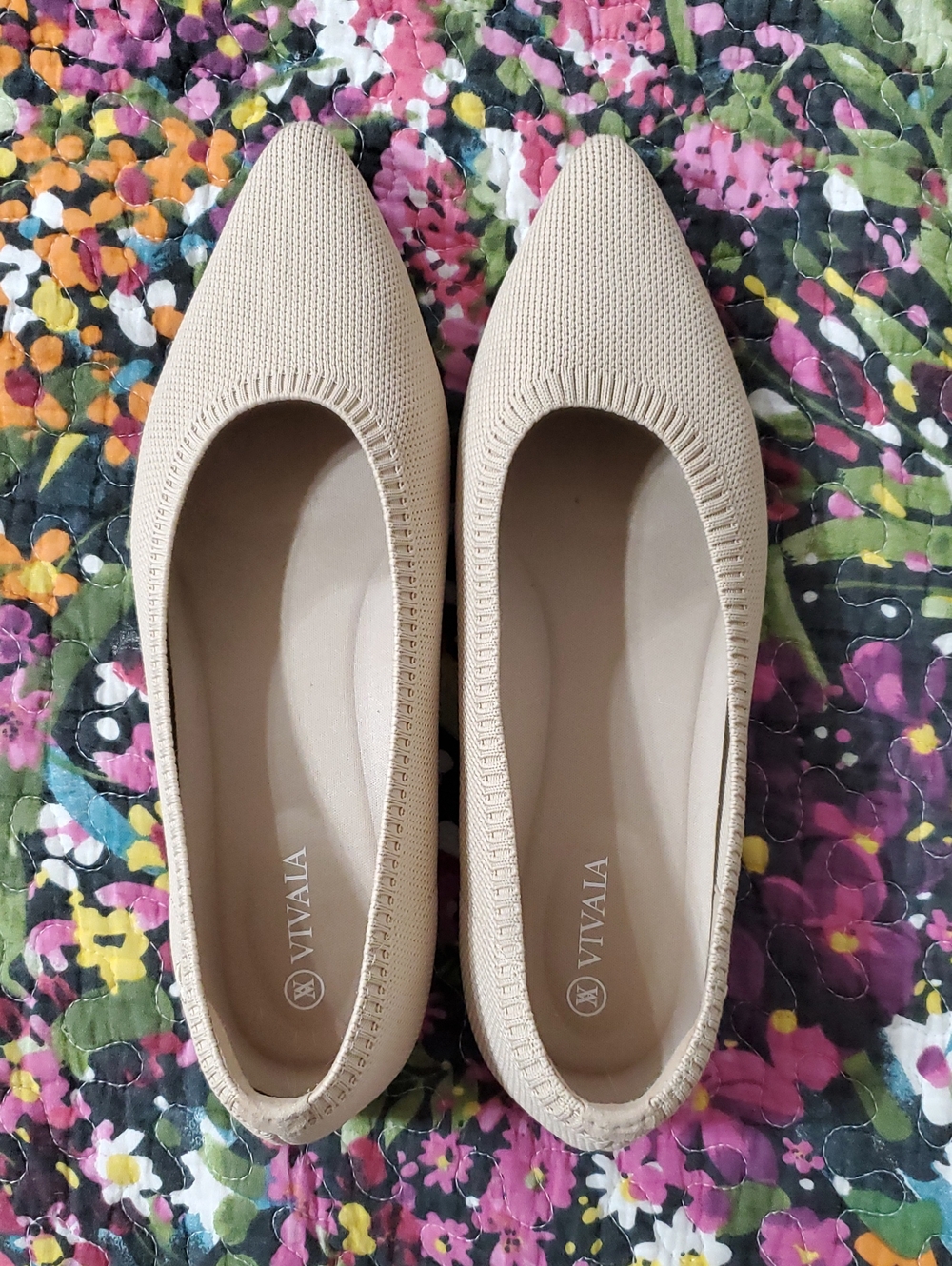 VIVAIA Nude Pointed-Toe Knit Flats